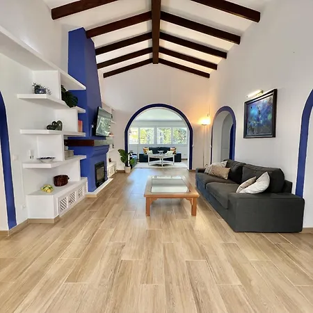 Villa 27 - 2 Etages Avec Ascensseur A Nueva Andalucia